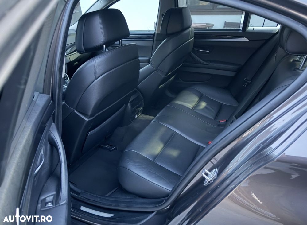 BMW Seria 5 520d Sport-Aut. BluePerformance - 10