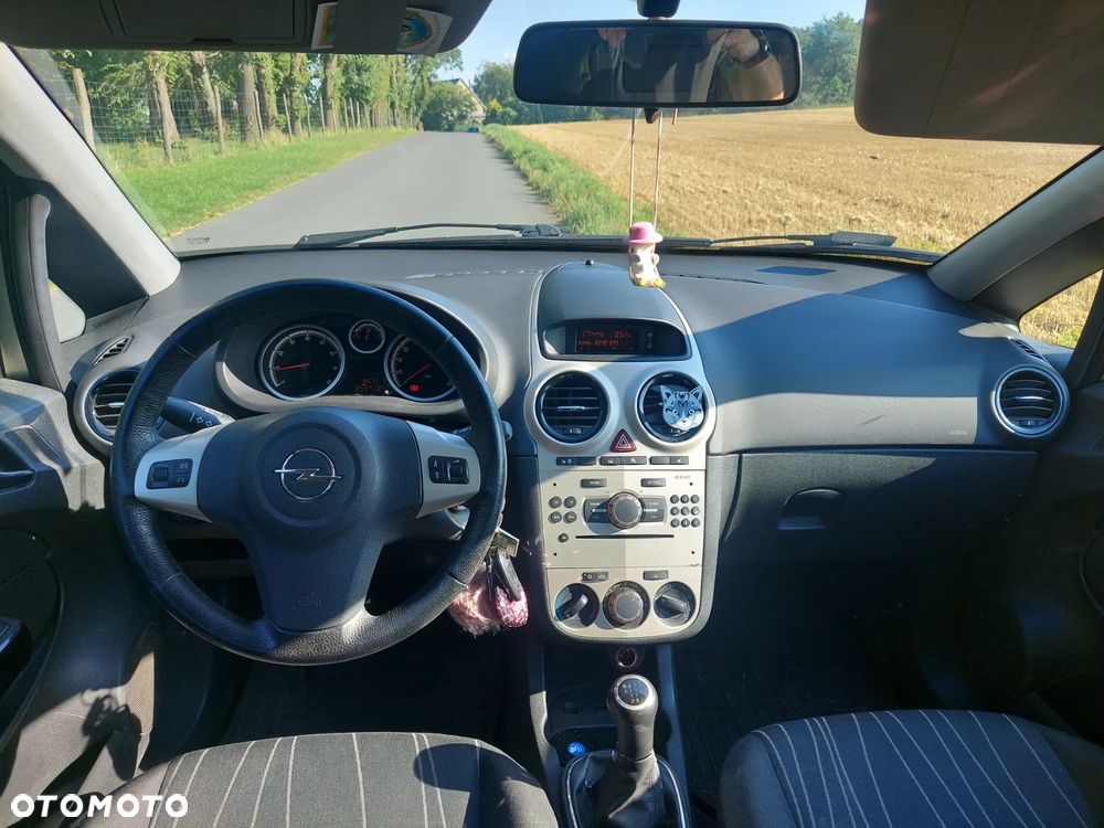 Opel Corsa 1.2 16V Enjoy - 7