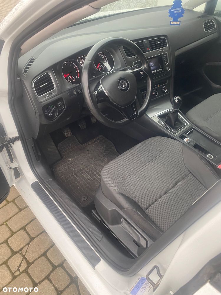 Volkswagen Golf 1.2 TSI BMT Trendline EU6 - 10