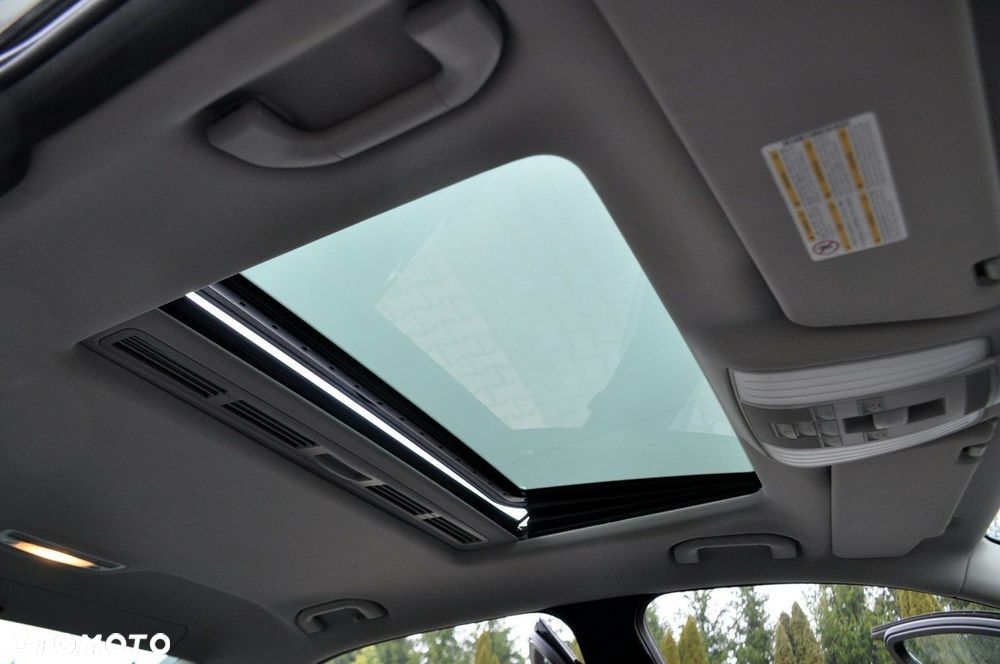 Mercedes-Benz Klasa E - 32