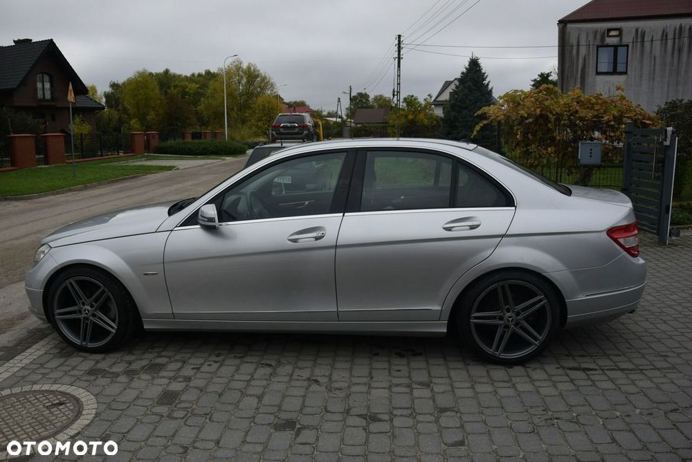 Mercedes-Benz Klasa C - 16