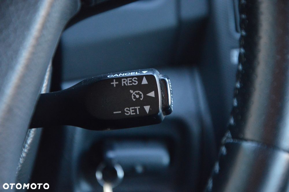 Toyota Corolla Verso 1.6 Sol - 29