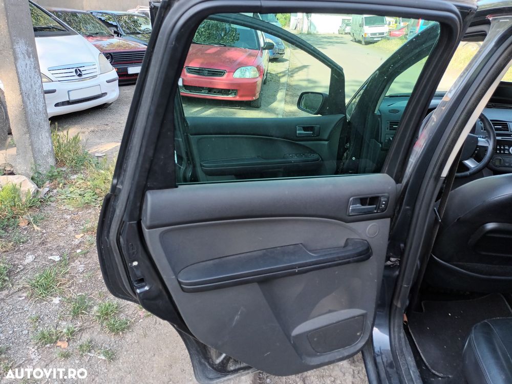 Dezmembrari  Ford C-MAX 1  2003  > 2010 1.8 TDCi Motorina - 48