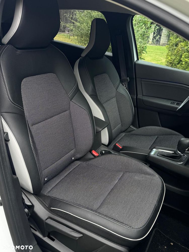 Renault Captur - 25