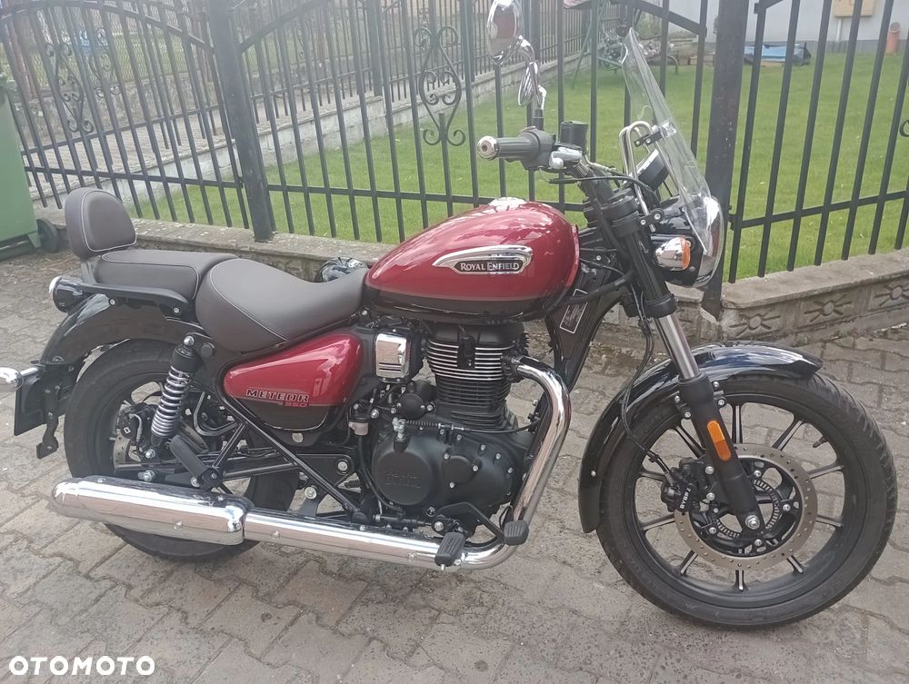 Royal Enfield Meteor - 6