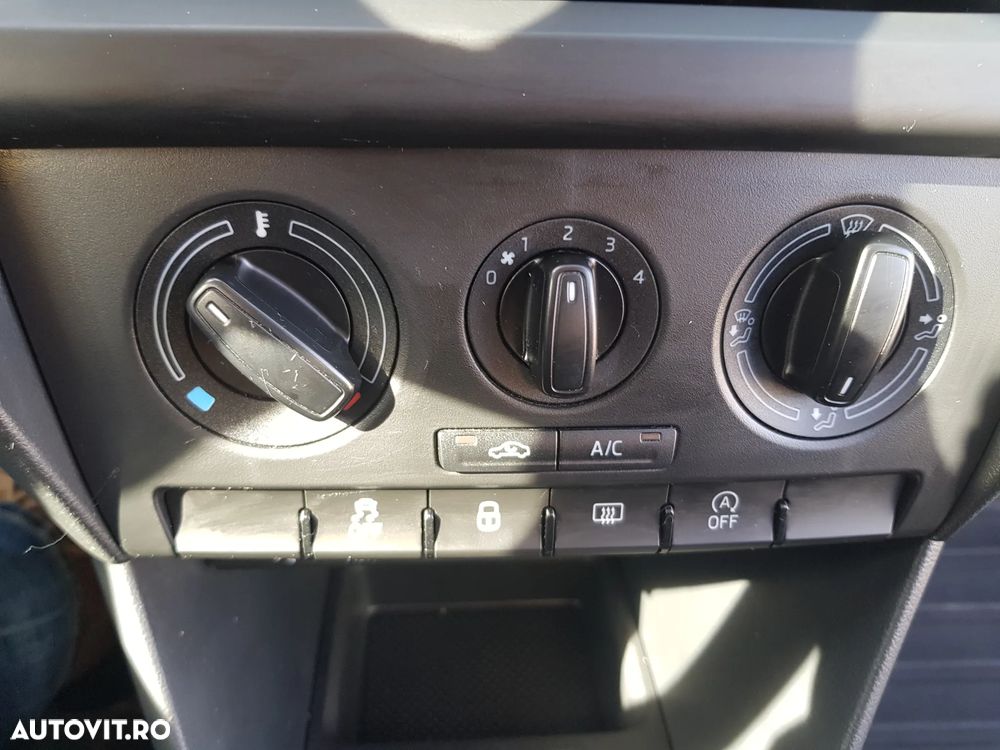 Skoda RAPID 1.6 TDI Ambition - 22