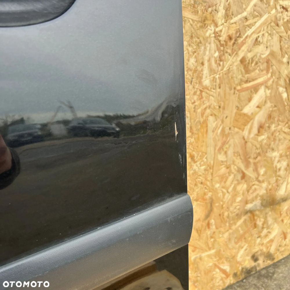 Skoda Roomster/ Praktik Drzwi Lewy Przód/ Lewy Tył L.P/ L.T Kompletne 9910 - 6