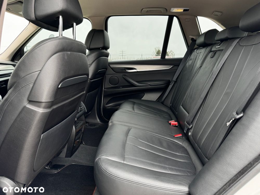 BMW X5 xDrive25d - 17