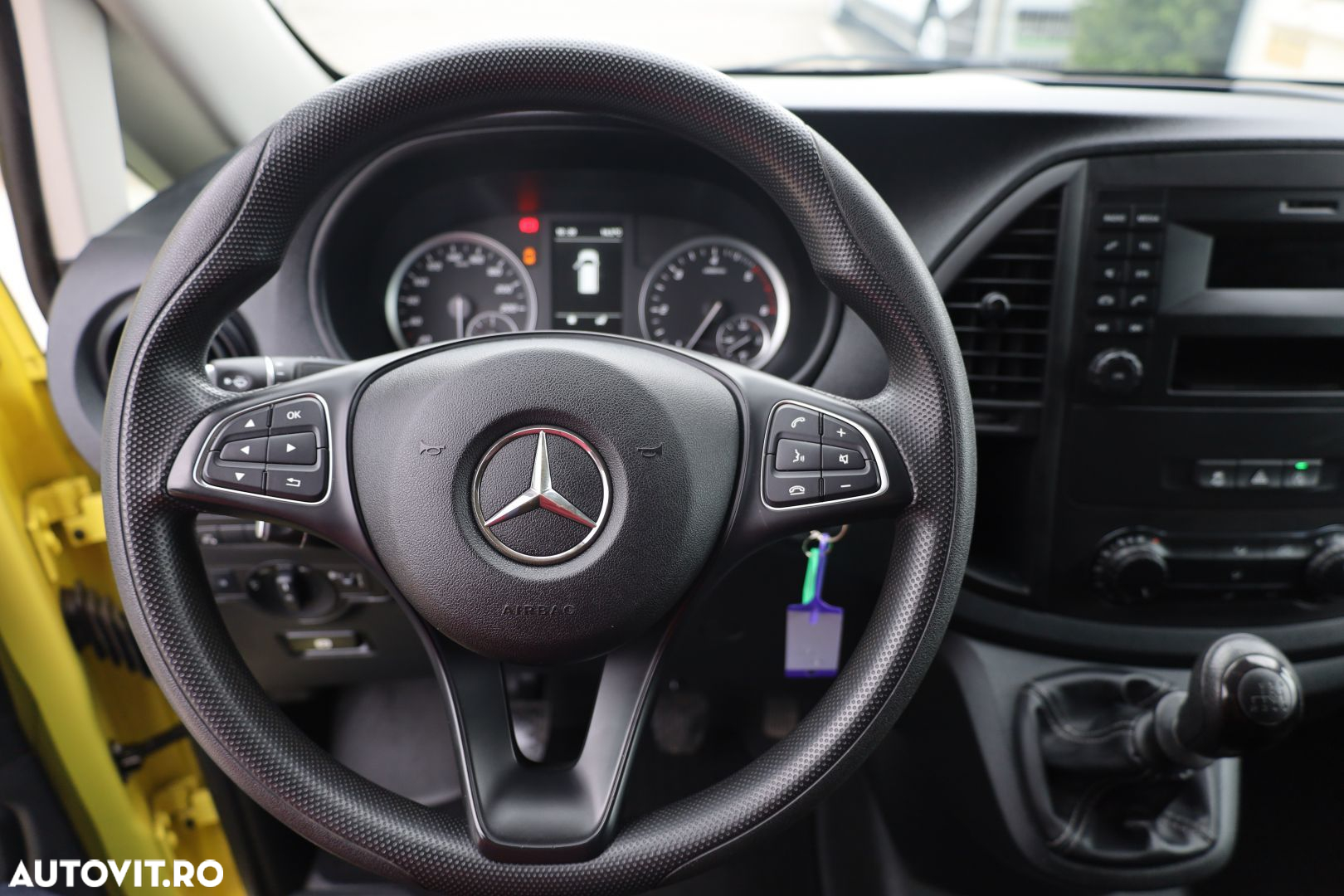 Mercedes-Benz Vito - 15