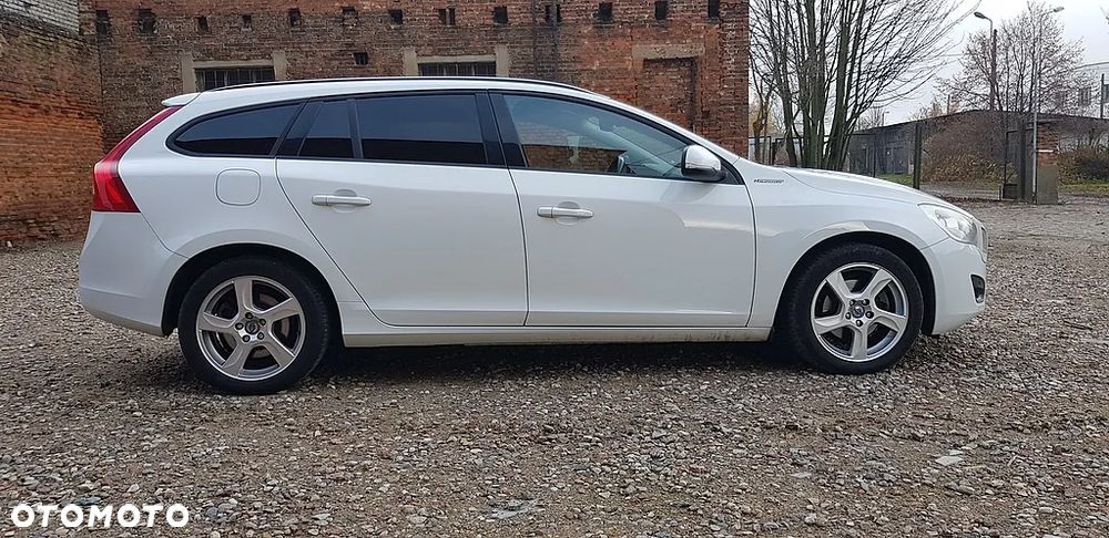 Volvo V60 D2 Kinetic - 4