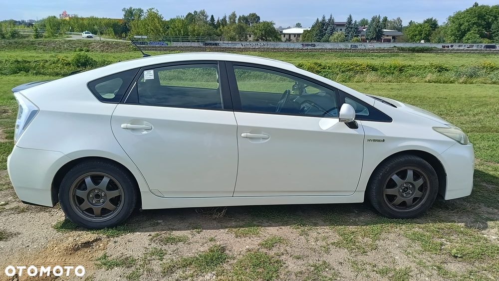 Toyota Prius - 2