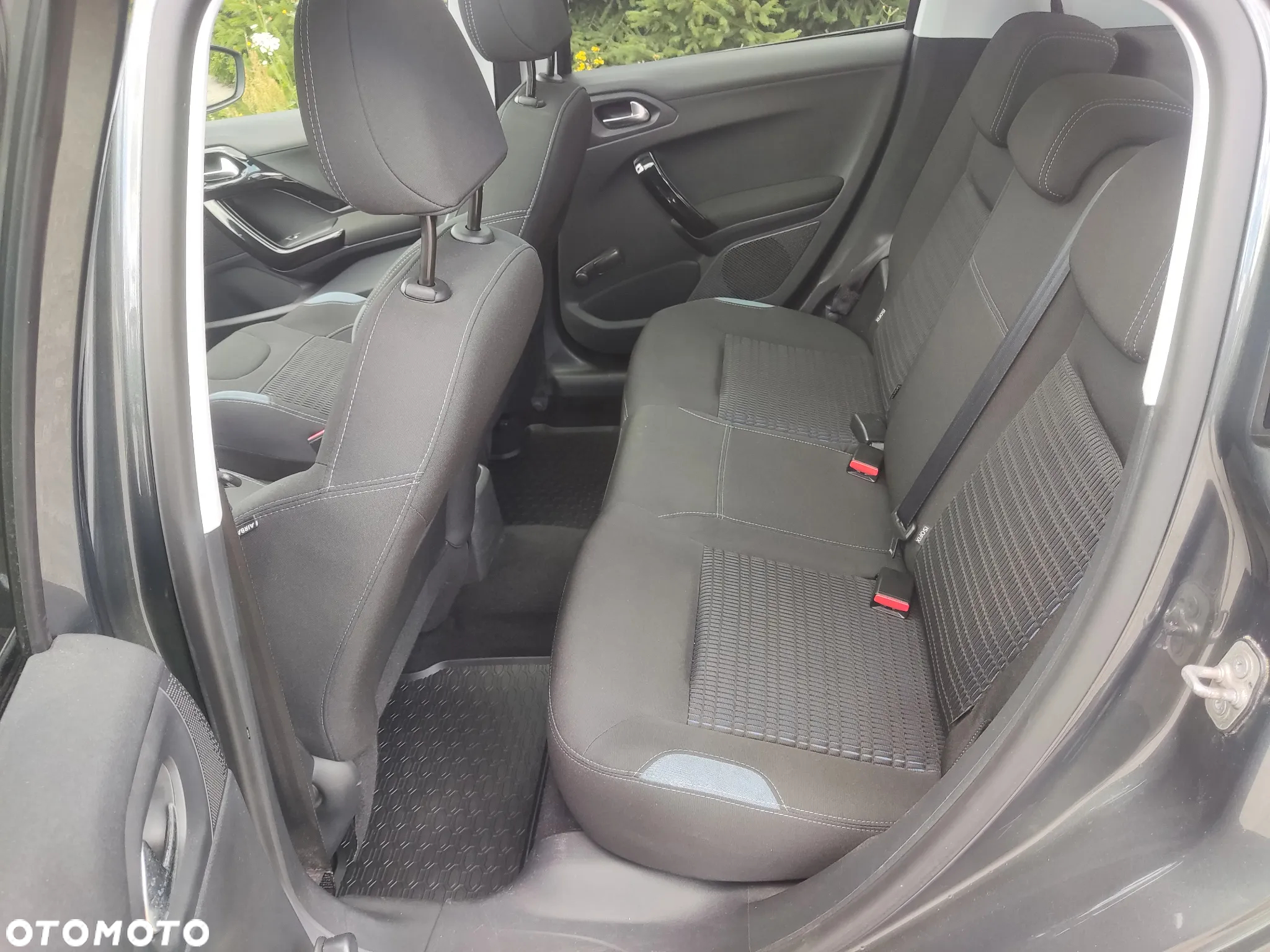 Peugeot 208 1.2 VTi Business Line - 6