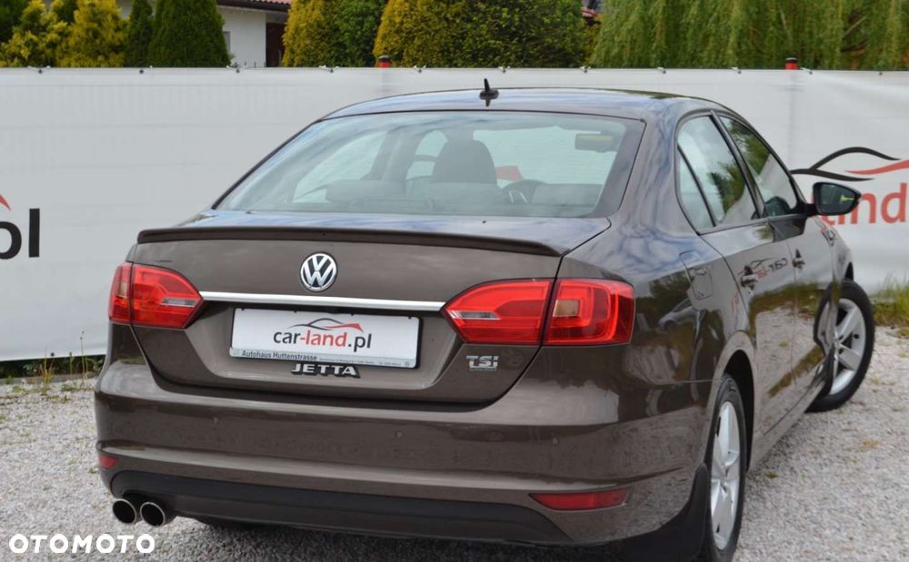Volkswagen Jetta - 16