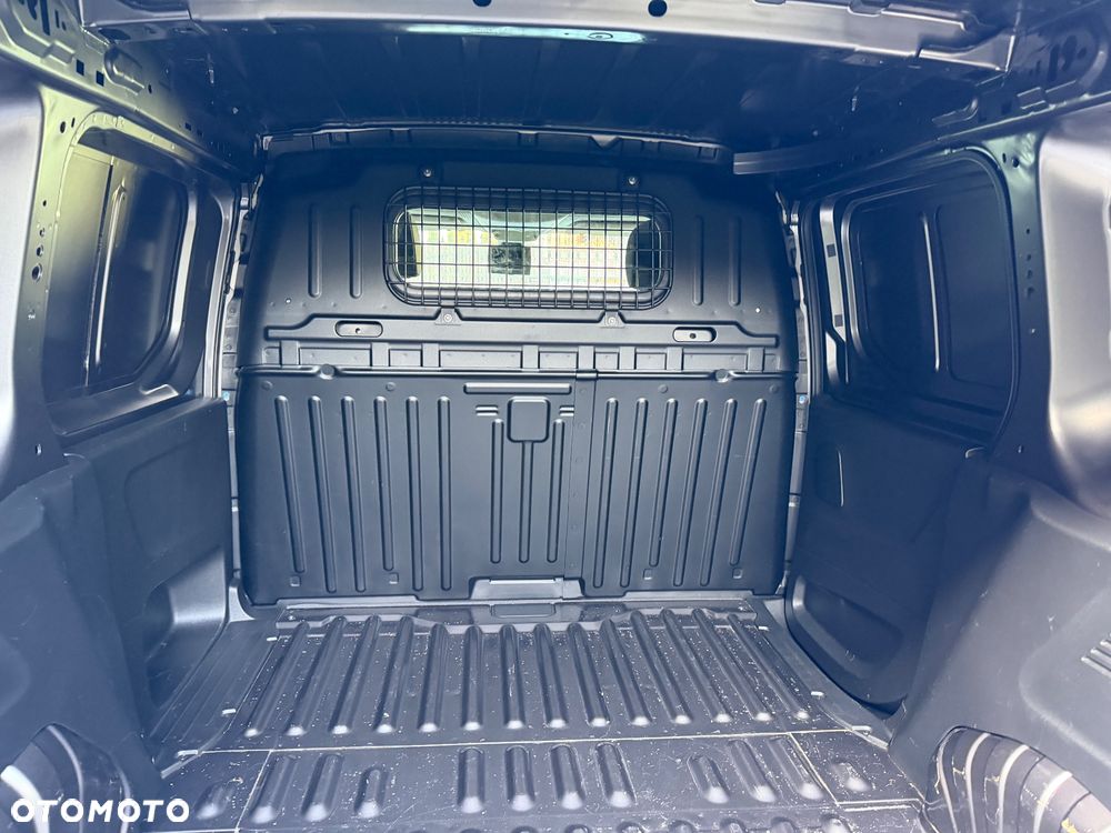 Toyota Proace city - 16