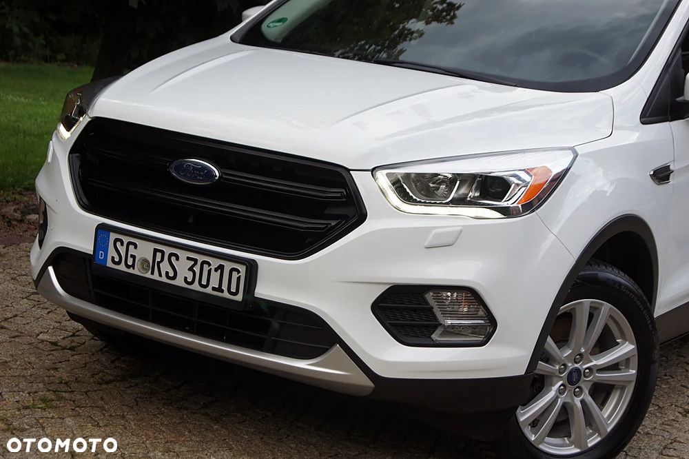 Ford Kuga - 10