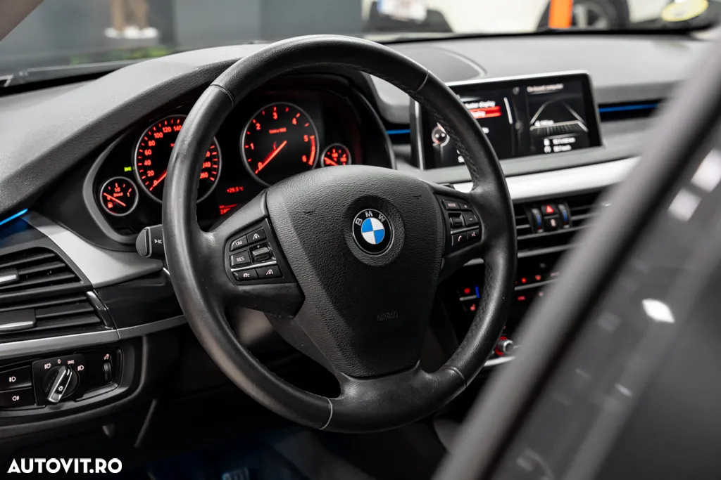 BMW X5 xDrive30d - 27