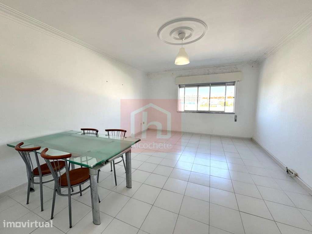 Apartamento T3 no centro do Montijo - Grande imagem: 2/28