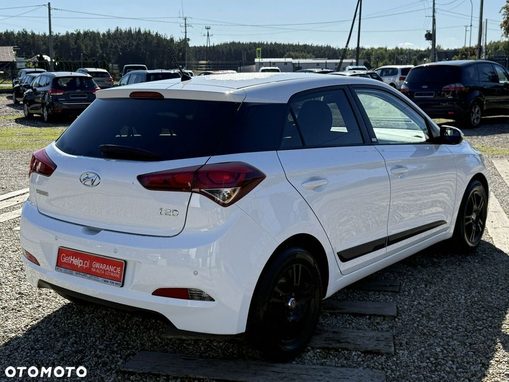 Hyundai i20 - 15