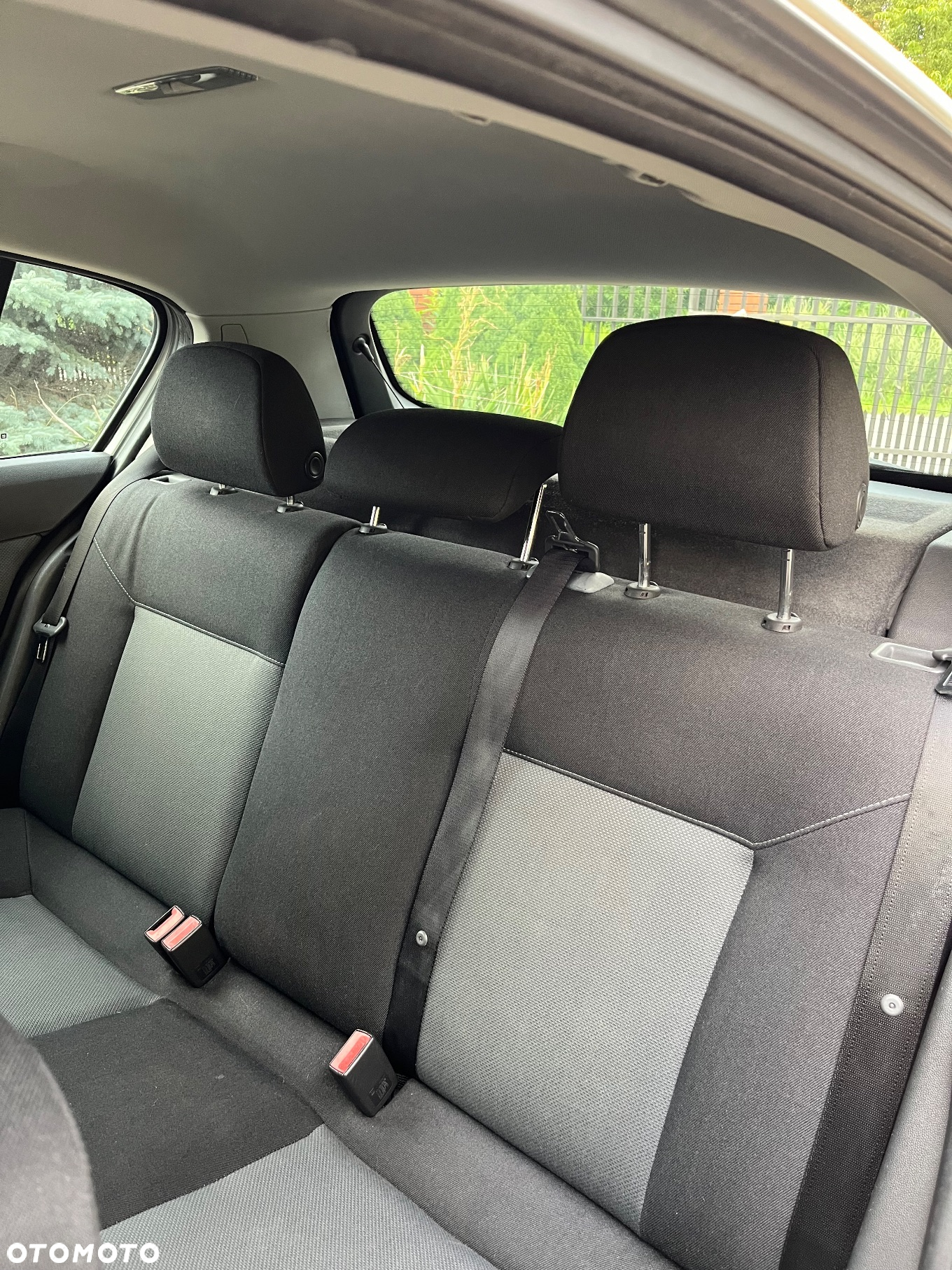 Opel Astra III 1.8 Enjoy - 11