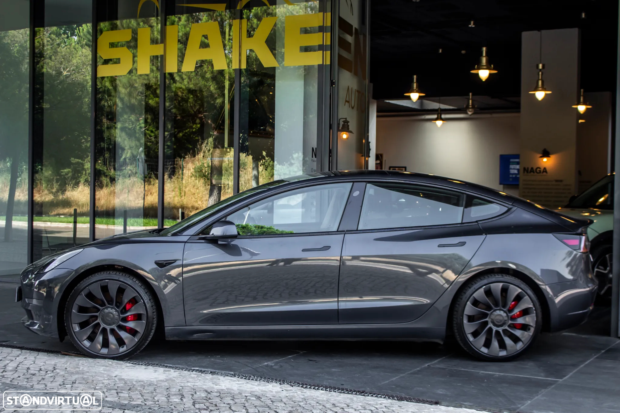 Tesla Model 3 Performance Dual Motor AWD - 2