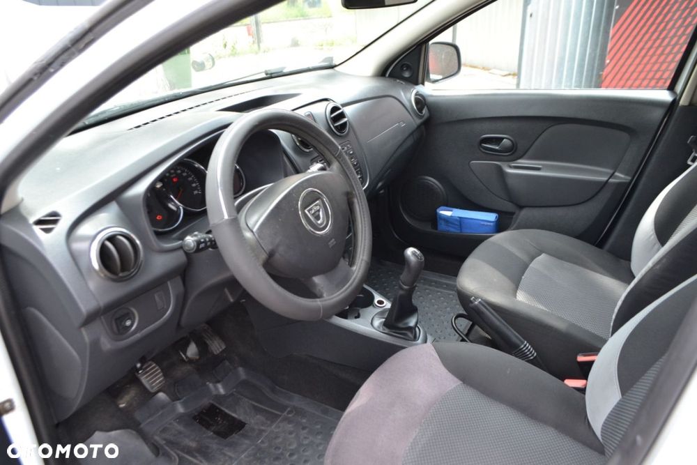 Dacia Logan - 7
