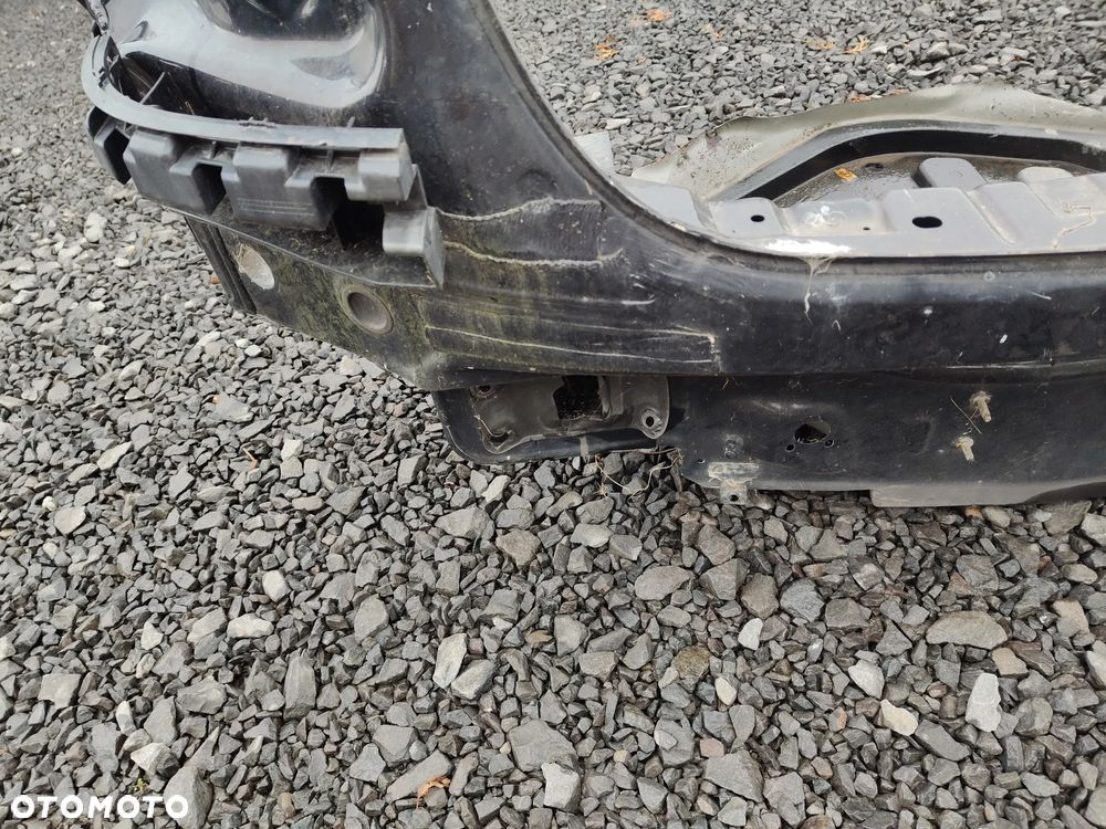 MERCEDES W212 Sedan Pas Tylny ĆWIARTKA Dupa ŚCIANA Wanna 197 - 12