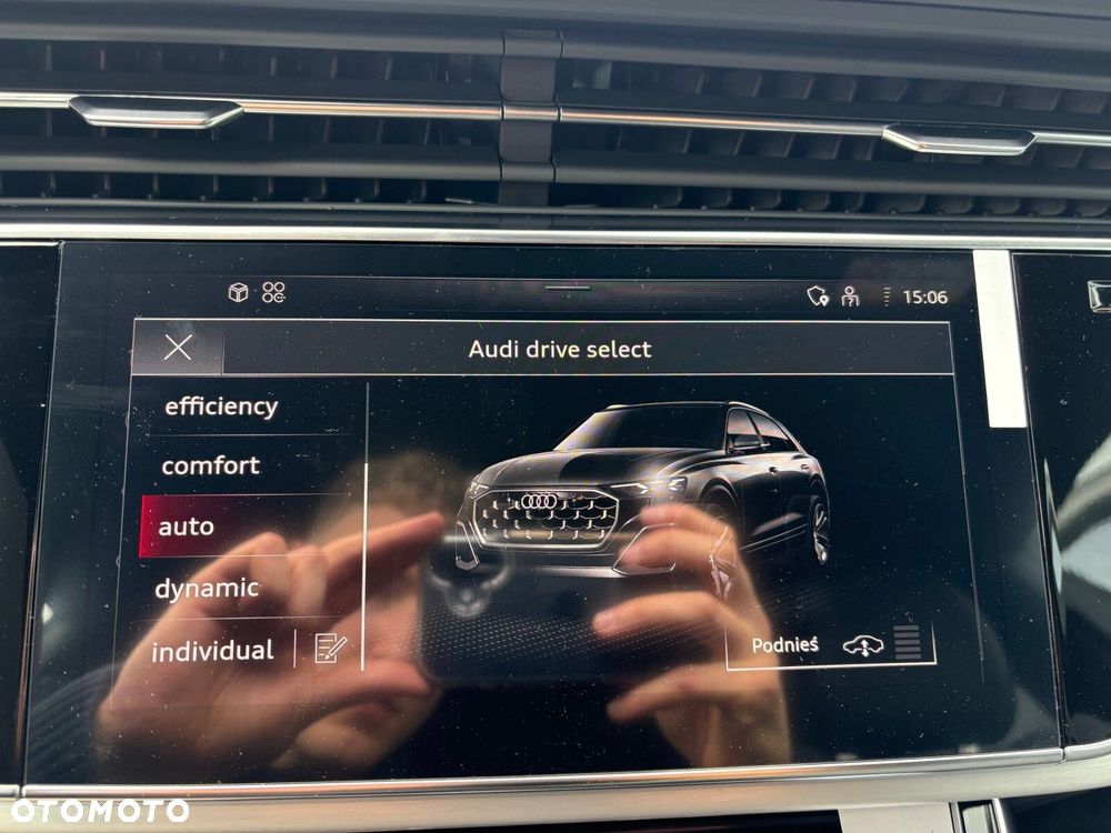 Audi Q8 - 25
