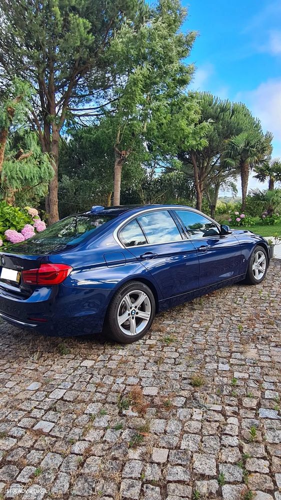 BMW 330 e iPerformance Line Luxury - 4