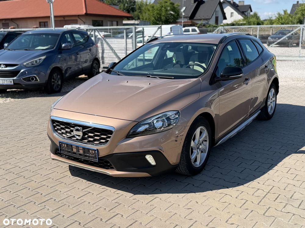 Volvo V40 D2 R Design - 2