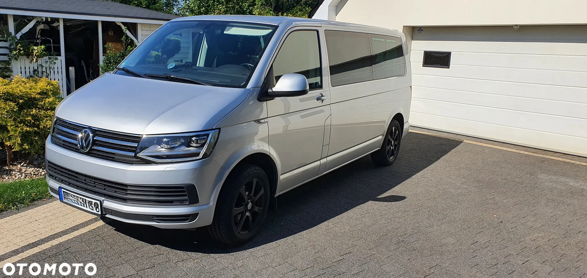Volkswagen Caravelle 2.0 TDI L2 Comfortline - 2