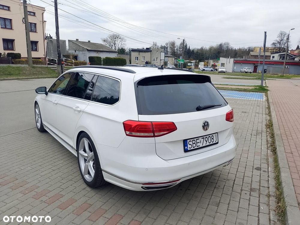 Volkswagen Passat - 13