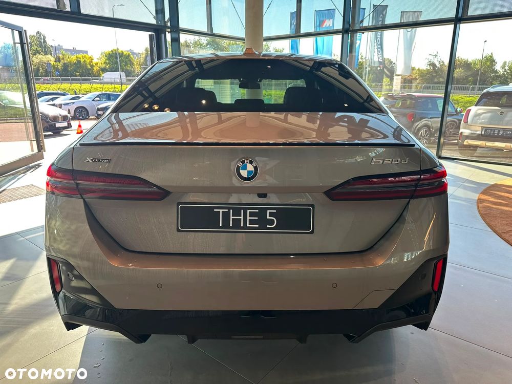 BMW Seria 5 520d xDrive mHEV - 6