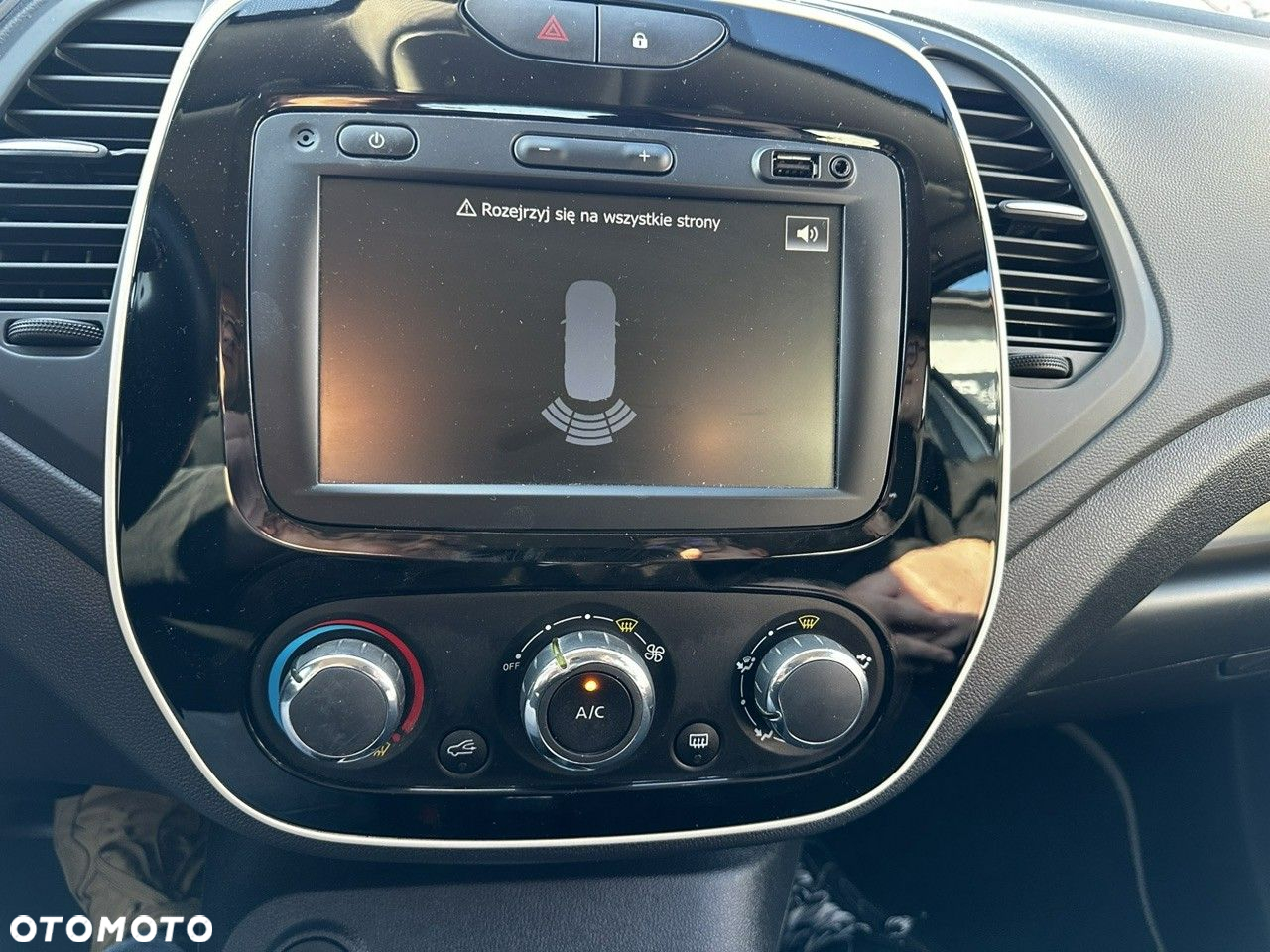 Renault Captur - 23