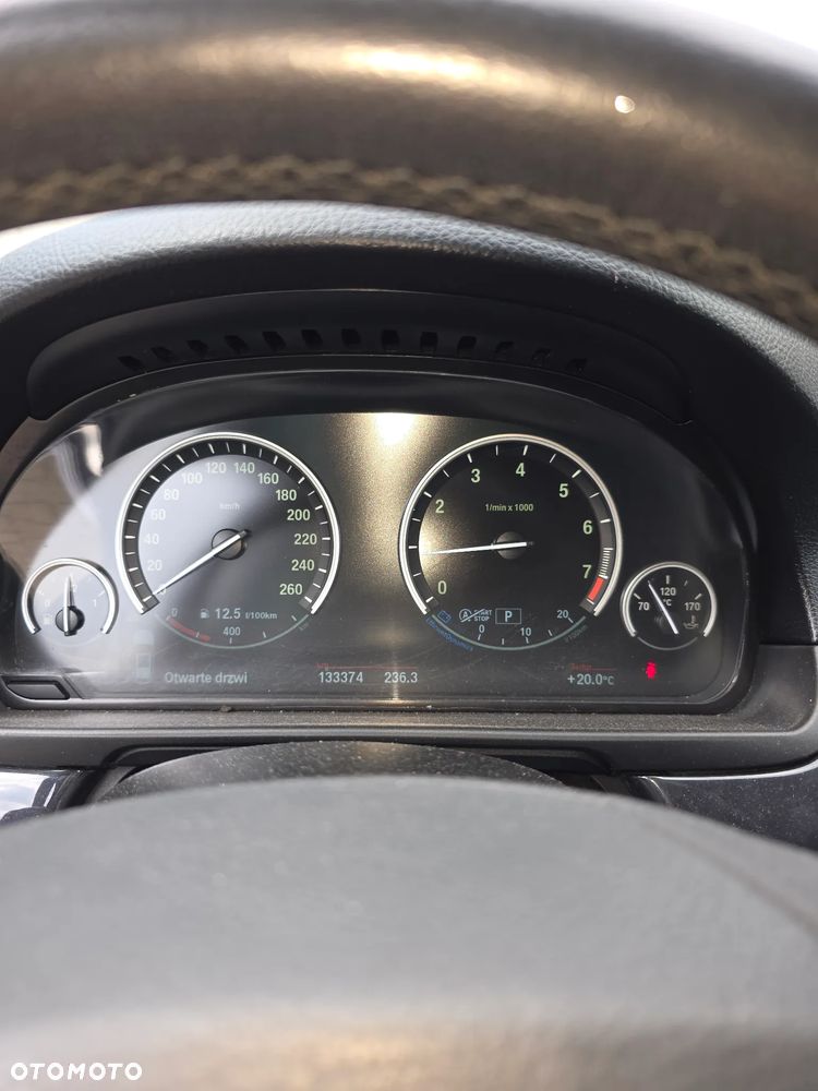 BMW Seria 5 520i - 1