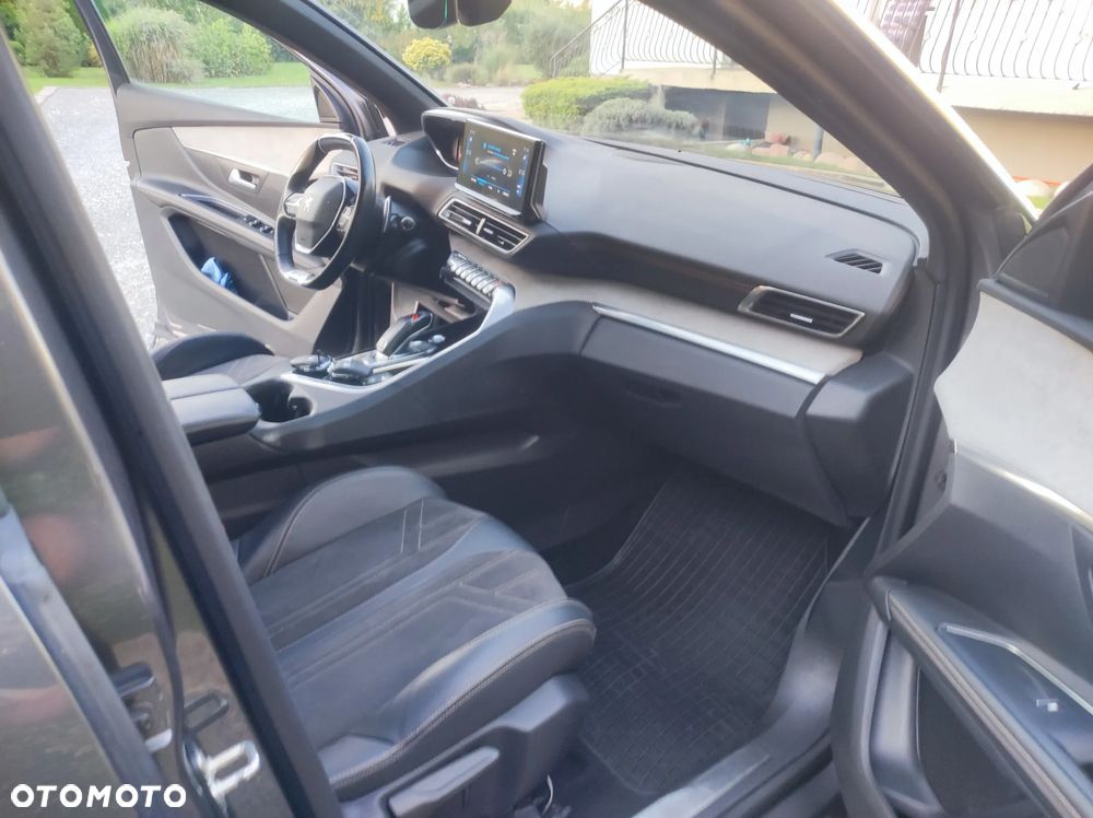 Peugeot 5008 BlueHDi 130 EAT8 GT - 15