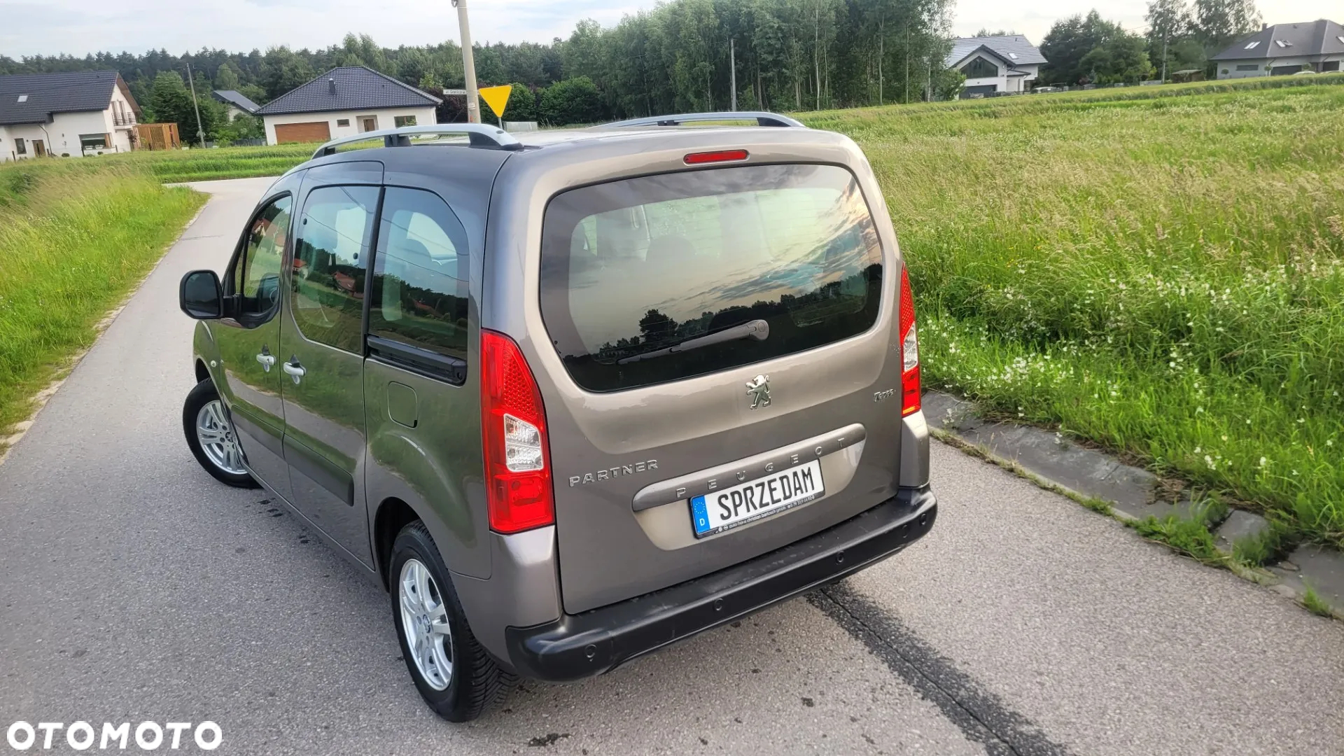Peugeot Partner Tepee 110 Family - 7