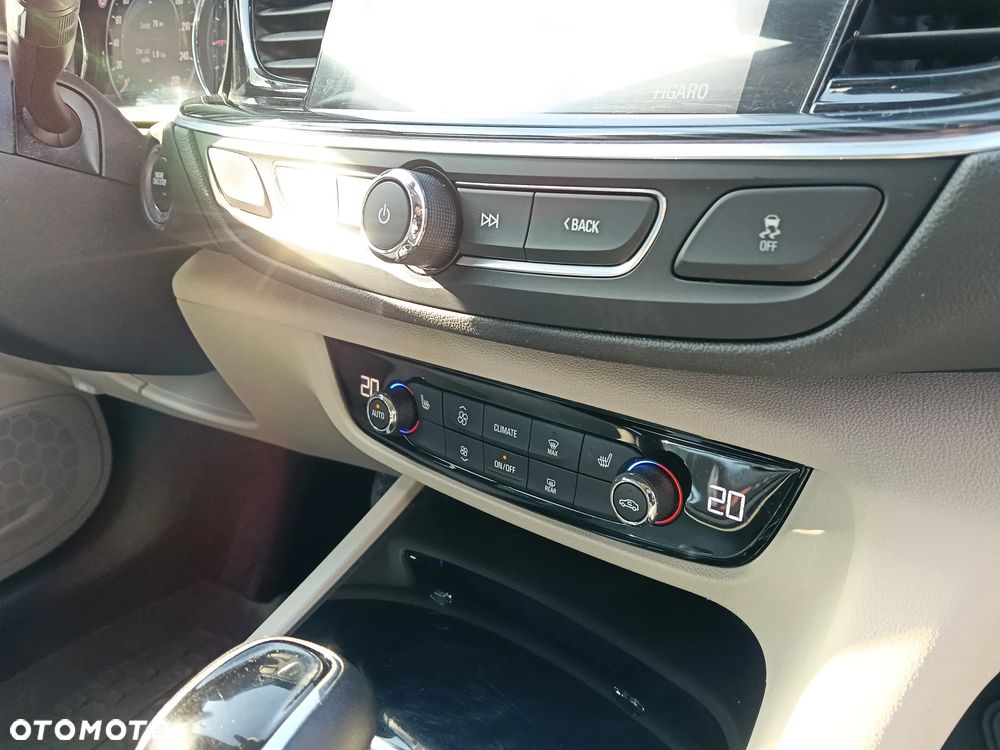 Opel Insignia 1.5 T GPF Elite S&S - 24