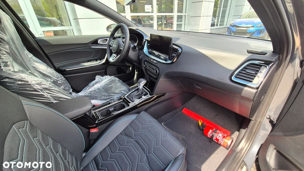 Kia XCeed 1.6 T-GDI Tribute DCT - 16