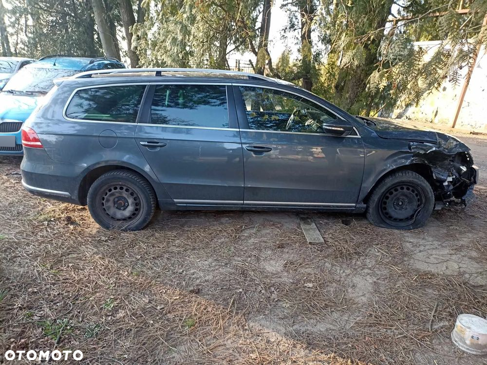 Volkswagen Passat 2.0 TDI Highline - 10