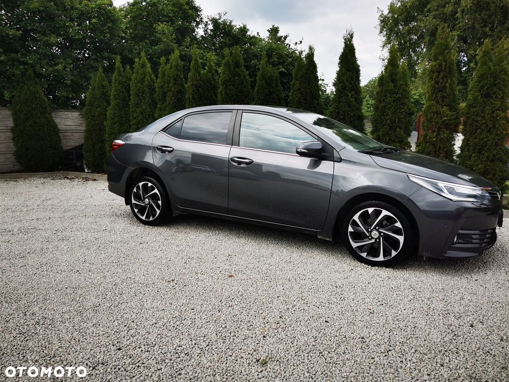 Toyota Corolla 1.6 Executive MS - 6