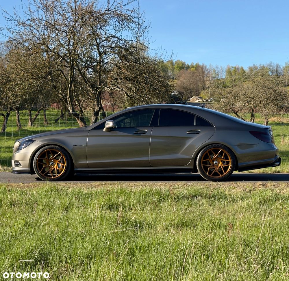 Mercedes-Benz CLS 500 4-Matic BlueEff - 2