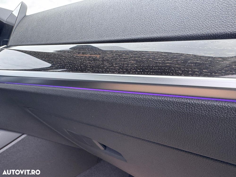 BMW Seria 3 320d AT MHEV - 18