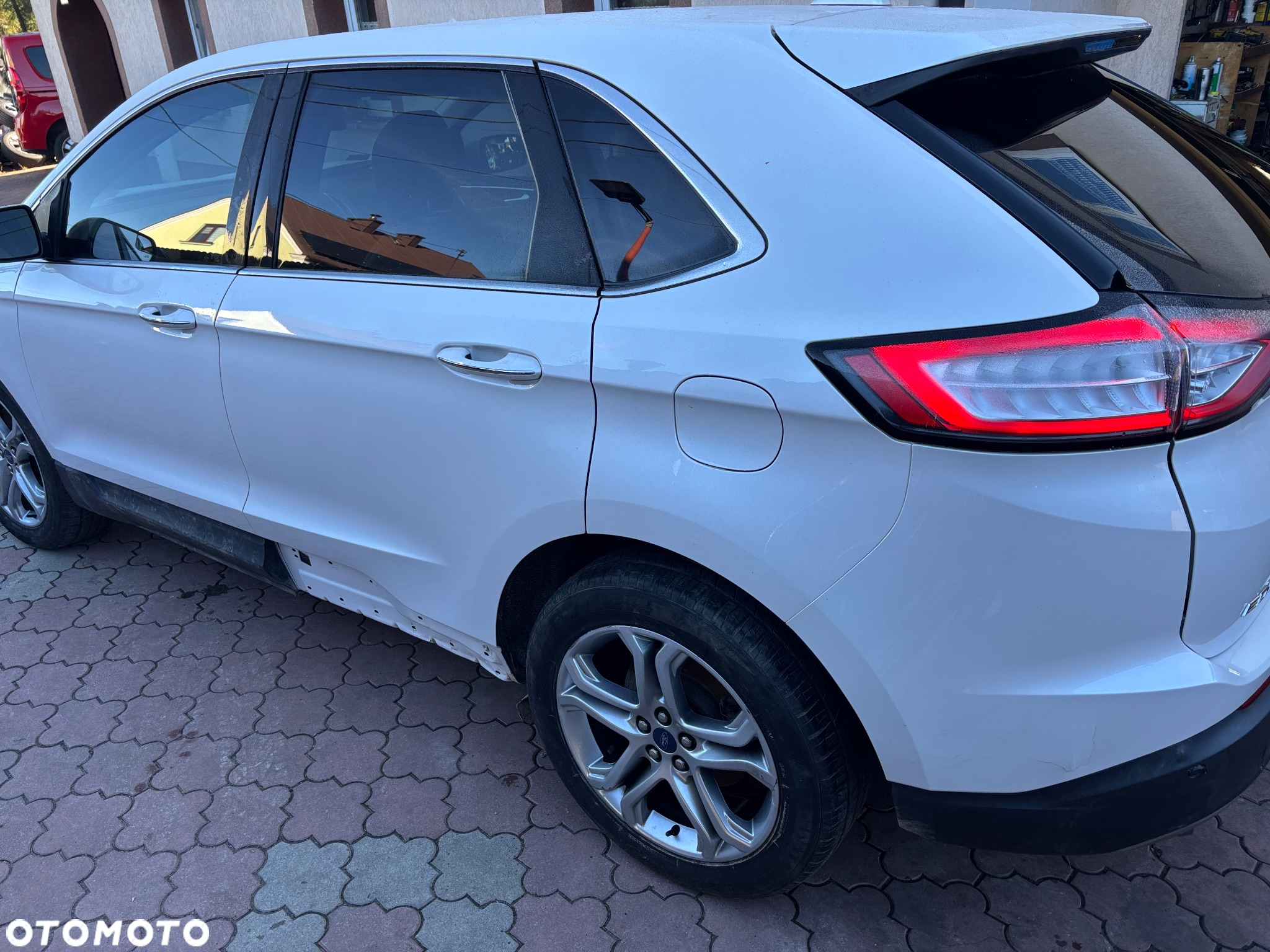 Ford Edge - 3