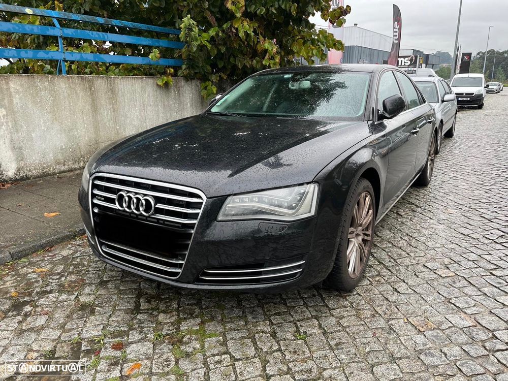 Audi A8 - 2