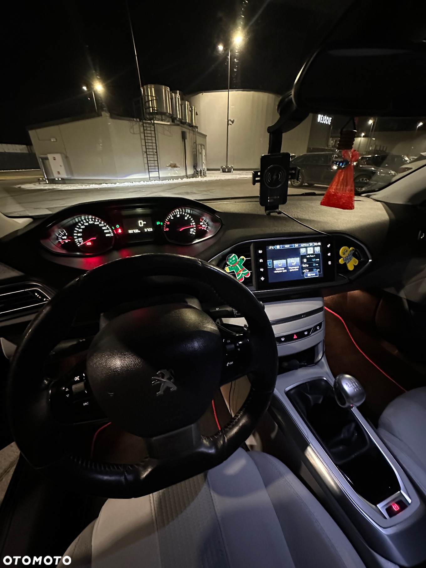 Peugeot 308 2.0 BlueHDi Allure S&S - 10
