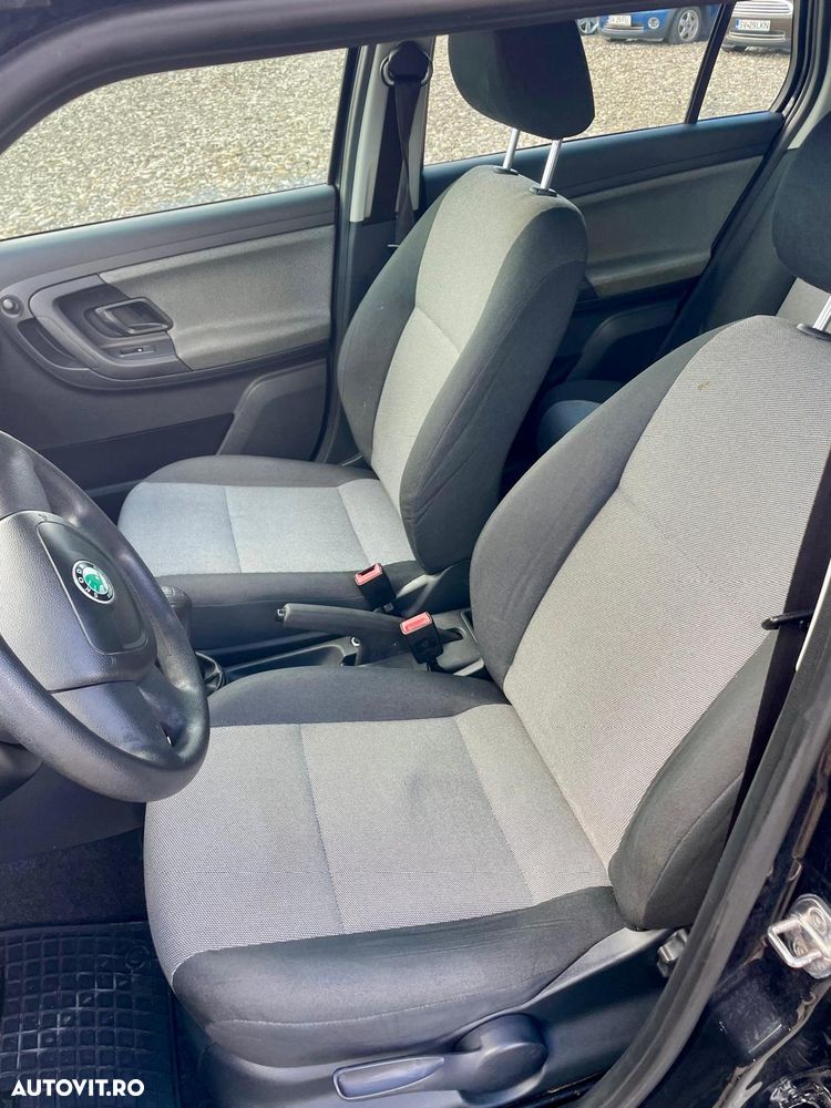 SKODA Fabia 2012 — imagine 11