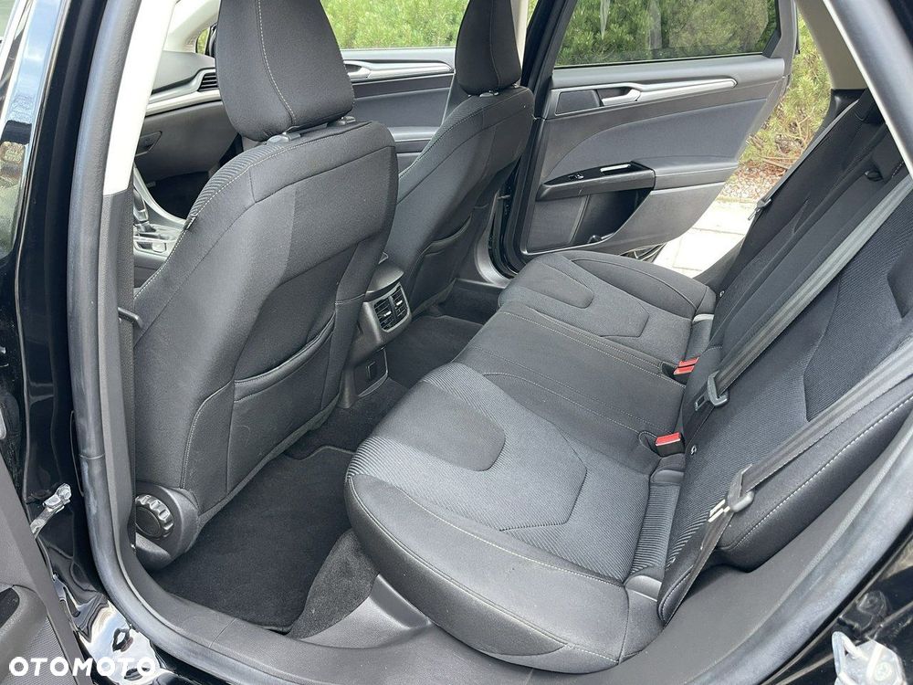 Ford Mondeo - 21