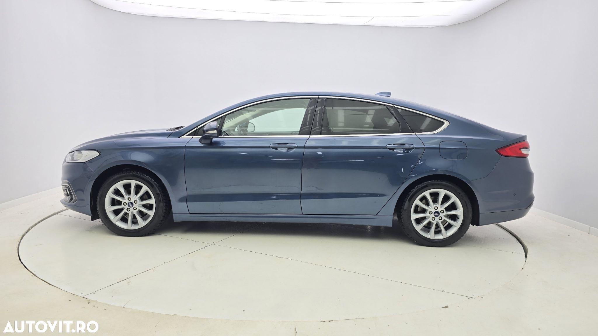 Ford Mondeo - 9