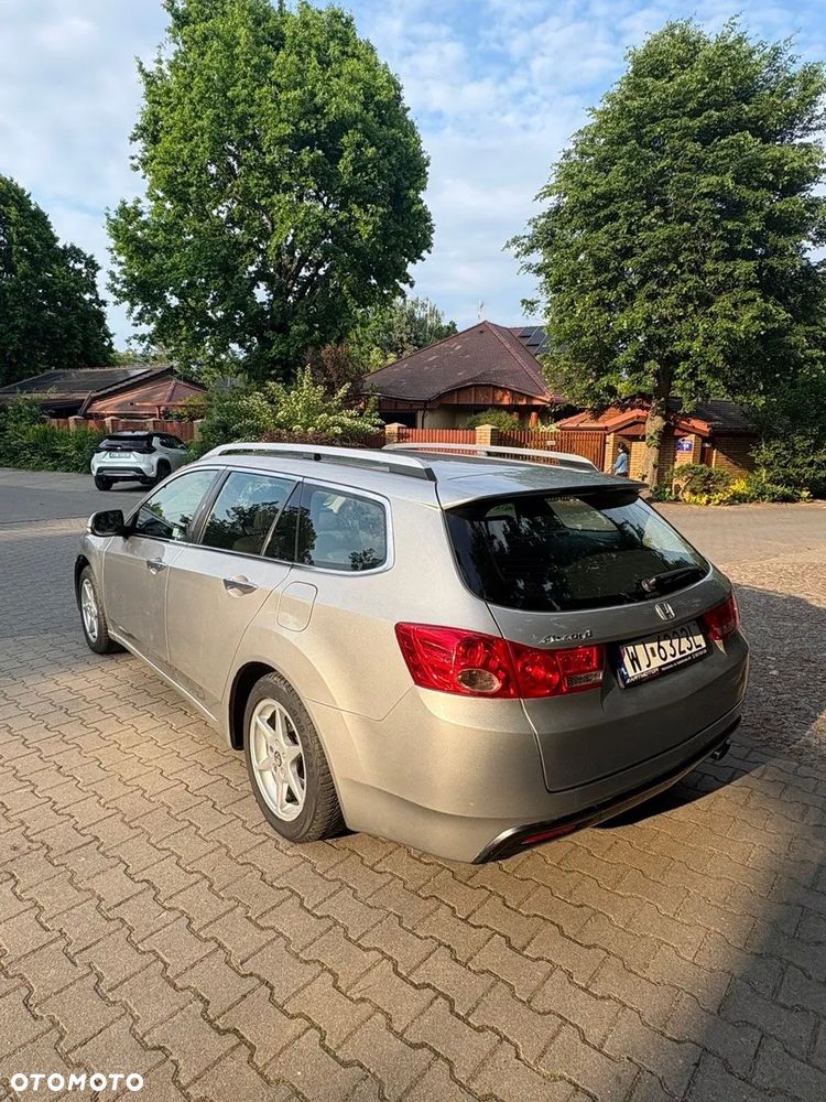 Honda Accord 2.0 Elegance - 3