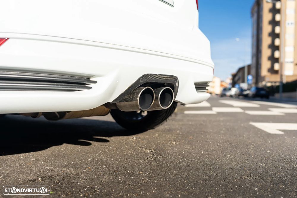 Ford Focus 2.0 EcoBoost ST c/ Pack Pele Desportiva - 9